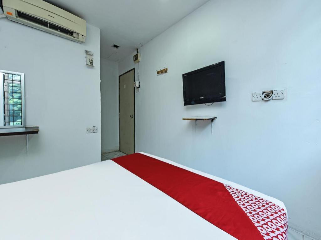 OYO 90643 Gks Hotel Seremban Buitenkant foto