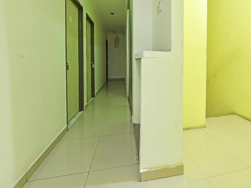 OYO 90643 Gks Hotel Seremban Buitenkant foto