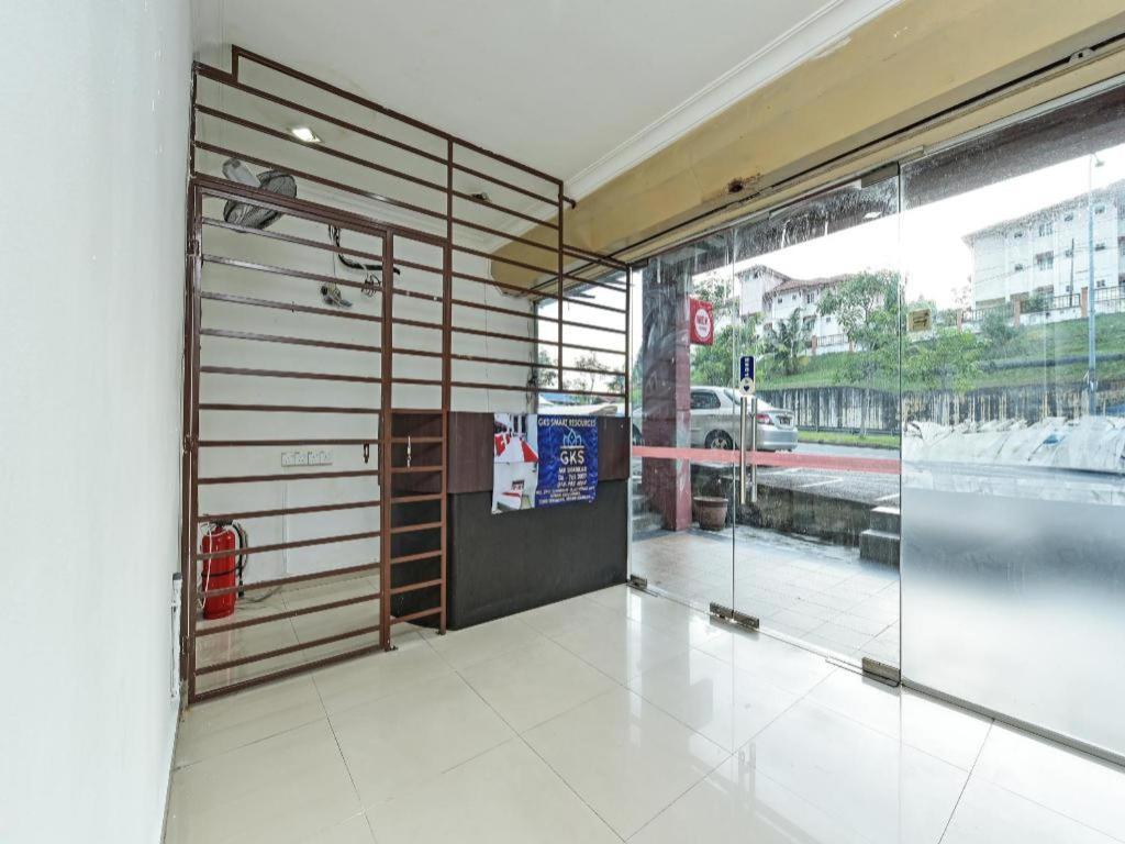 OYO 90643 Gks Hotel Seremban Buitenkant foto